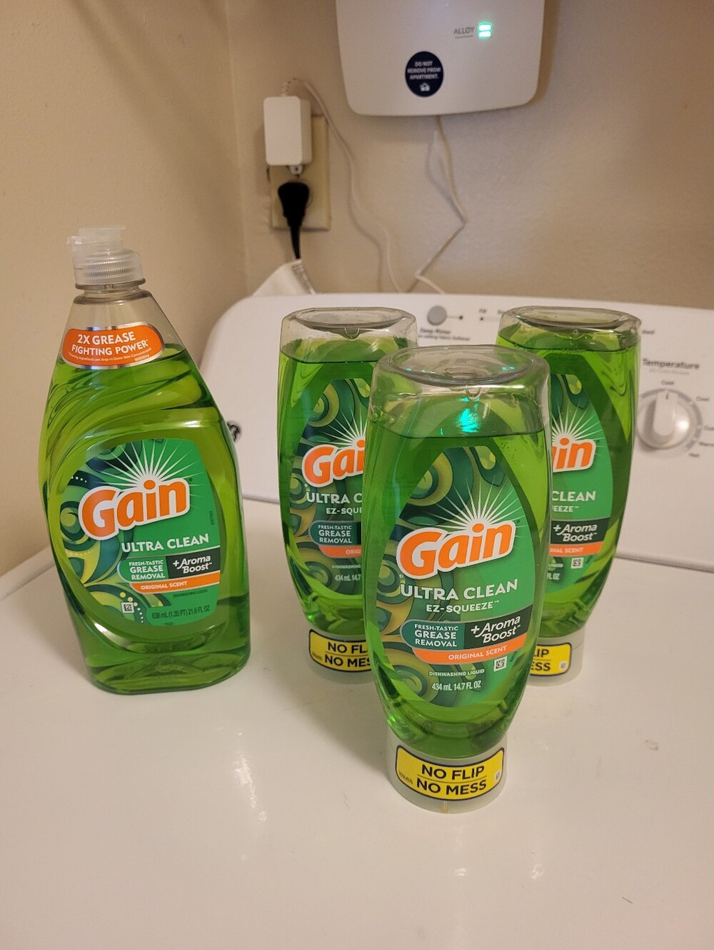 Gain Ultra Clean Dish Soap